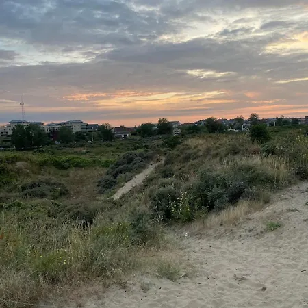 Aan Zee 아파트